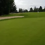Апартаменты T2 Face Au Golf